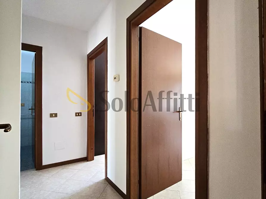 Immagine 8 di Trilocale in affitto  in Via Augusto Camerini 50 a Roma