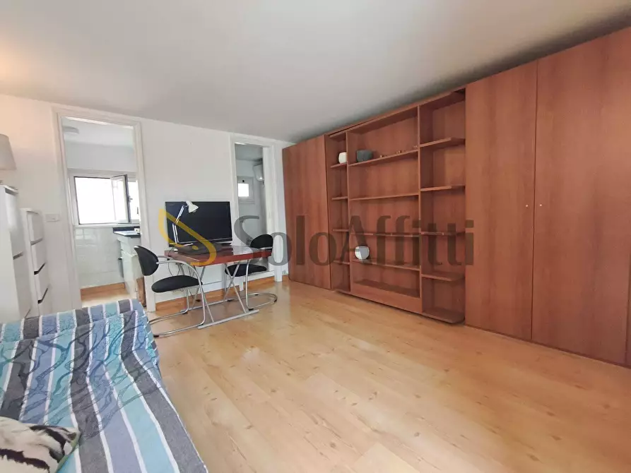 Immagine 9 di Monolocale in affitto  in Via Mario Fani a Roma