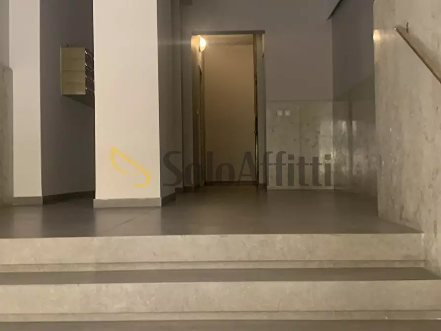 Immagine 11 di Stanza singola in affitto  in Via Etnea 728 a Catania