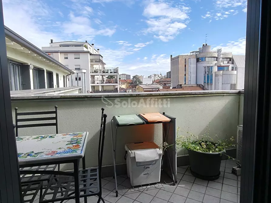 Immagine 19 di Trilocale in affitto  a Gallarate