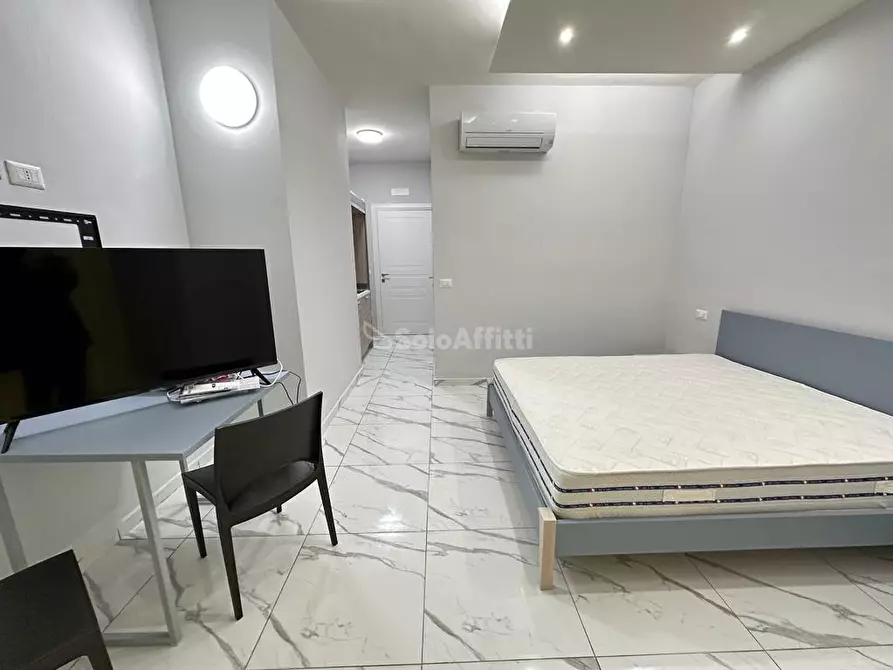 Immagine 3 di Monolocale in affitto  in Viale Abramo Lincoln a Caserta