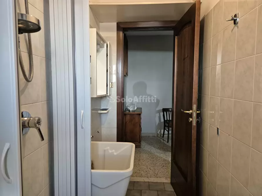 Immagine 9 di Stanza singola in affitto  a Catanzaro