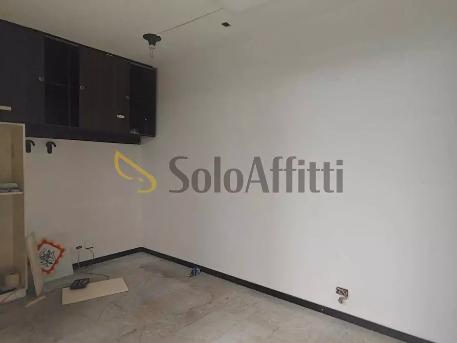 Immagine 7 di Attività artigianale in affitto  in Via Guido Gozzano 10 a Catania