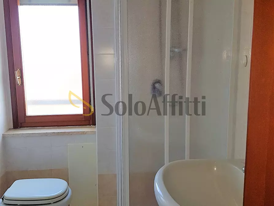 Immagine 11 di Bilocale in affitto  a Catanzaro