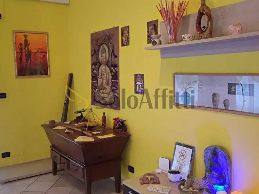 Immagine 13 di Locale commerciale in affitto  in Via Sette Comuni 43 a Torino