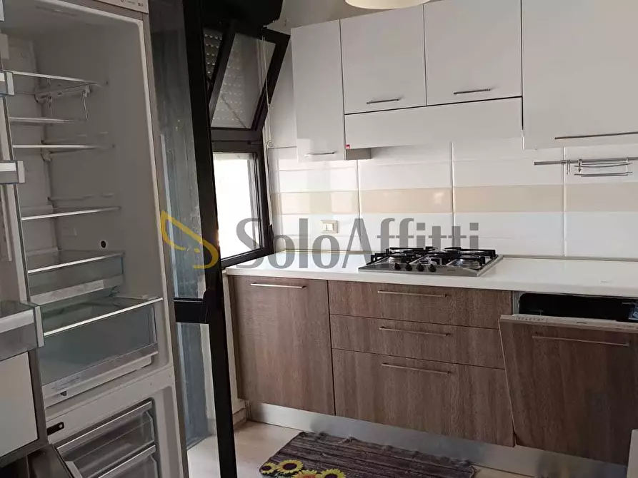 Immagine 5 di Quadrilocale in affitto  a Latina