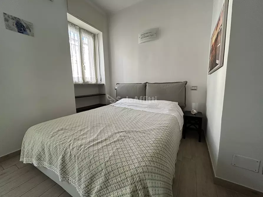 Immagine 27 di Trilocale in affitto  a Torino
