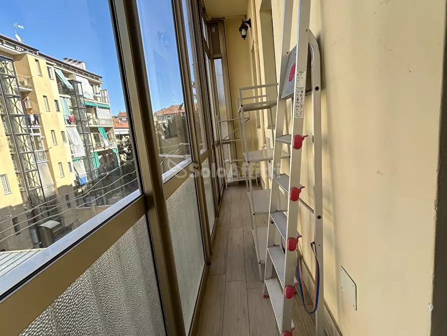 Immagine 17 di Trilocale in affitto  a Torino