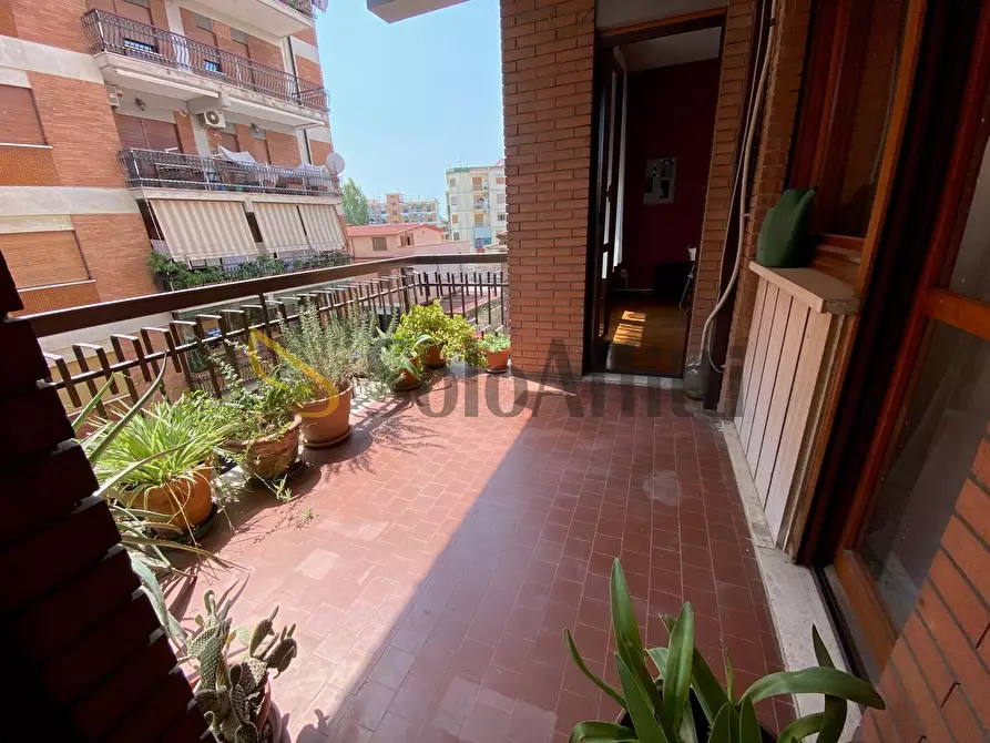 Immagine 16 di Stanza singola in affitto  in Via Ferrarecce 57 a Caserta