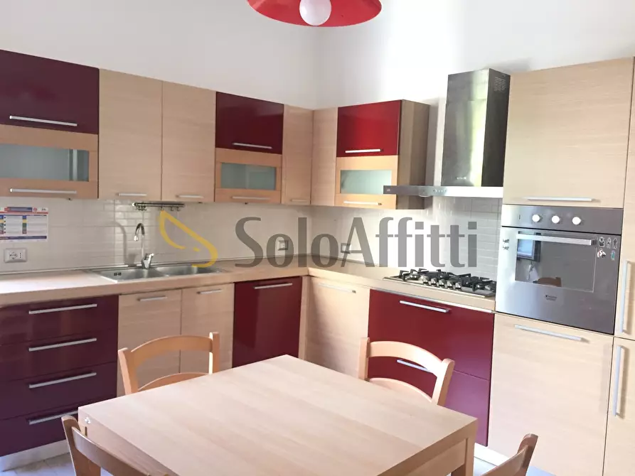 Immagine 2 di Trilocale in affitto  a Cagliari