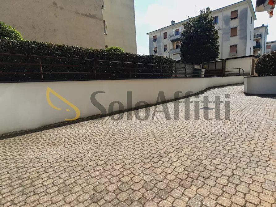 Immagine 9 di Garage in affitto  in Via Goffredo Mameli 10 a Muggiò