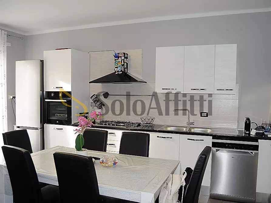 Immagine 1 di Bilocale in affitto  in Via Buonarroti 17 a Settimo Torinese