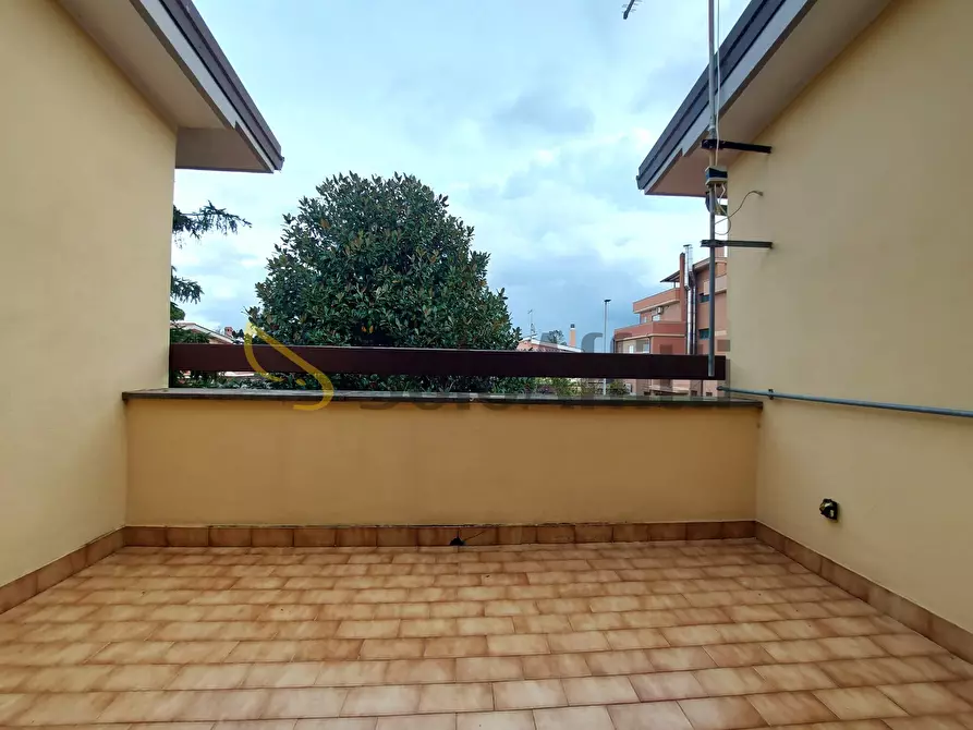 Immagine 20 di Trilocale in affitto  in Via Gianfranco Gazzana Priaroggia a Fiumicino