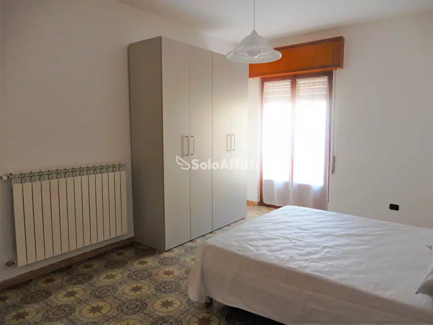 Immagine 6 di Stanza singola in affitto  a Catanzaro