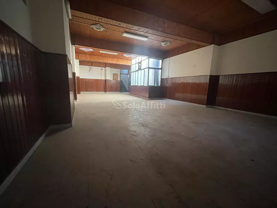 Immagine 8 di Locale commerciale in affitto  in Via A.S. Mazzocchi 2323 a Caserta