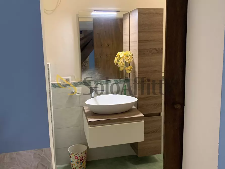 Immagine 4 di Bilocale in affitto  in Via Conte Ruggero 65 a Catania