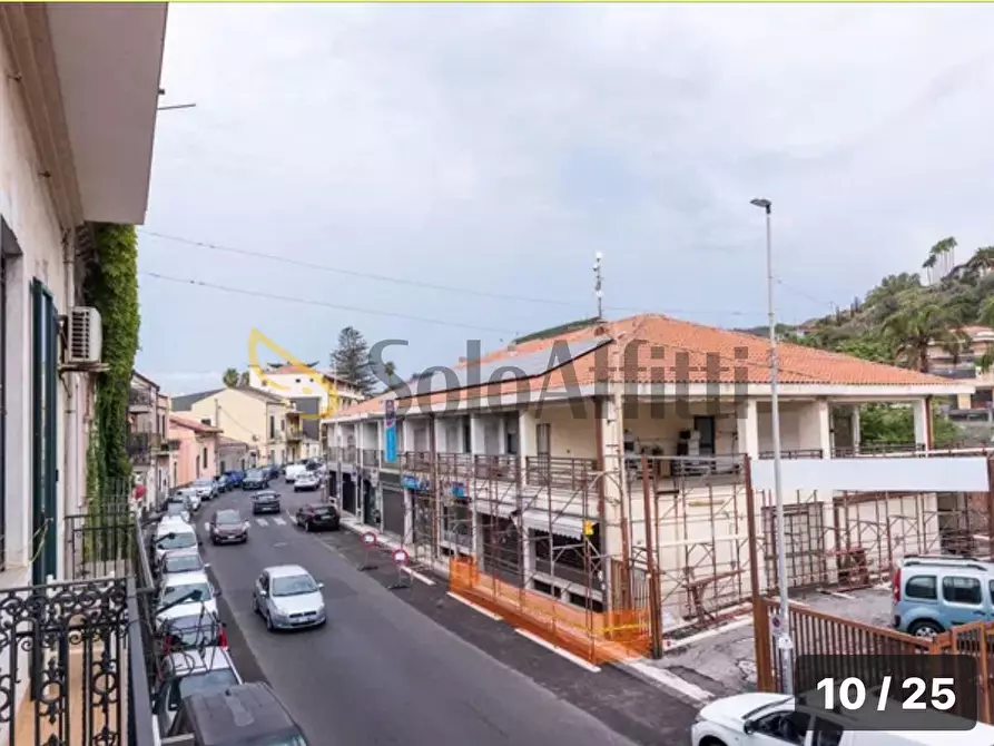 Immagine 31 di Casa indipendente in affitto  a Aci Castello