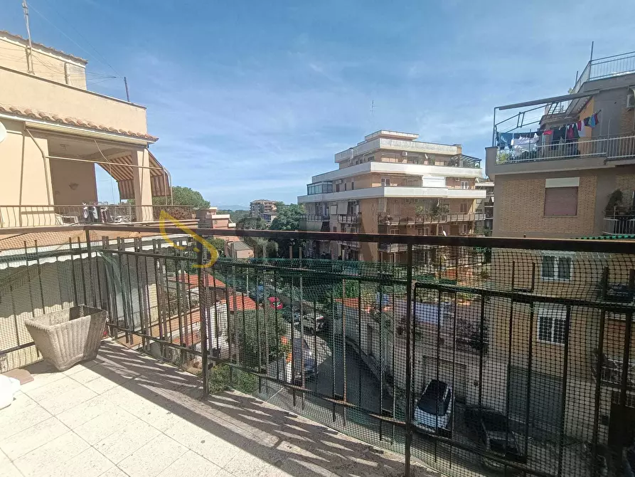 Immagine 25 di Trilocale in affitto  in Via Teresa Gnoli a Roma
