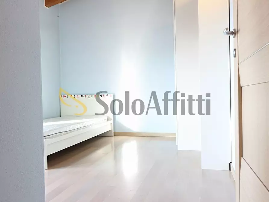Immagine 10 di Trilocale in affitto  in via Filippo Turati 33 a Limbiate