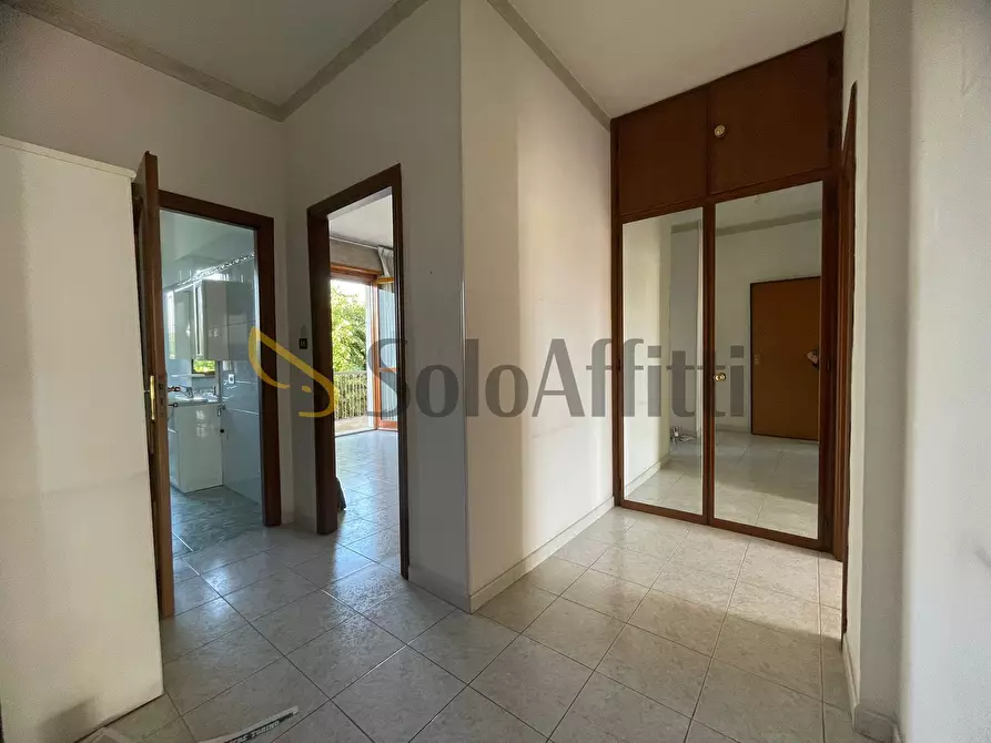 Immagine 3 di Bilocale in affitto  in Piazza Cavour a Venaria Reale