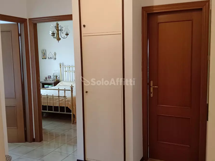 Immagine 16 di Quadrilocale in affitto  a Falconara Marittima