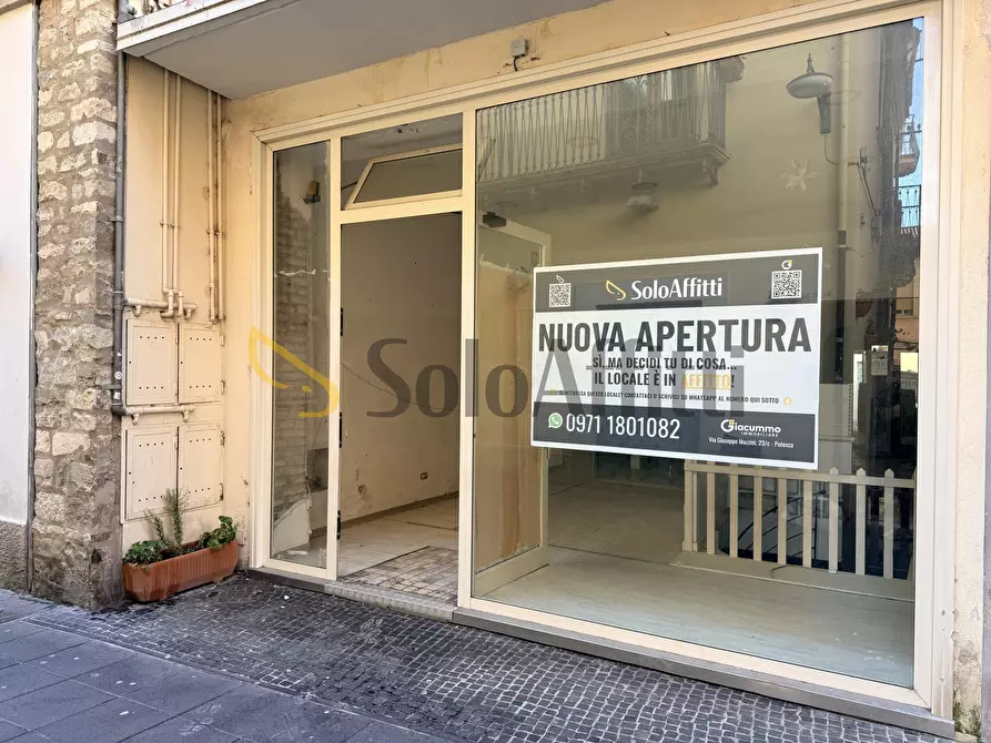 Immagine 3 di Locale commerciale in affitto  in Via Pretoria 43 a Potenza
