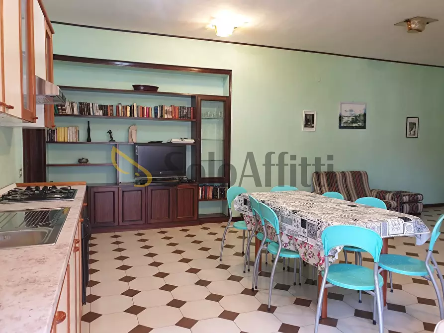 Immagine 3 di Pentalocale in affitto  a Catanzaro