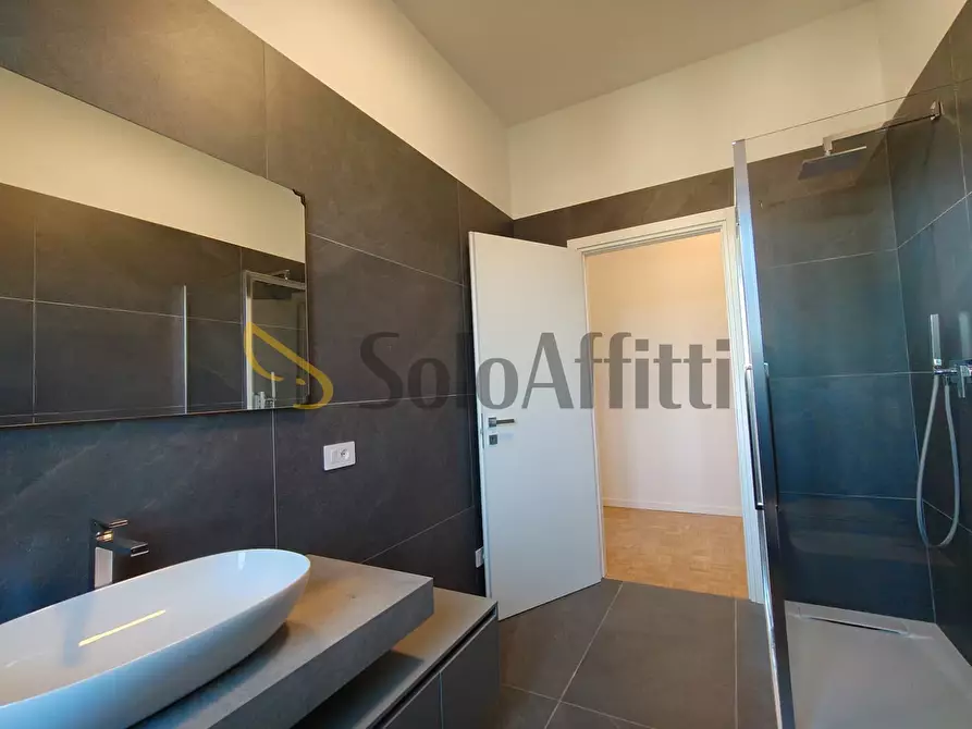 Immagine 19 di Villa in affitto  a Marnate