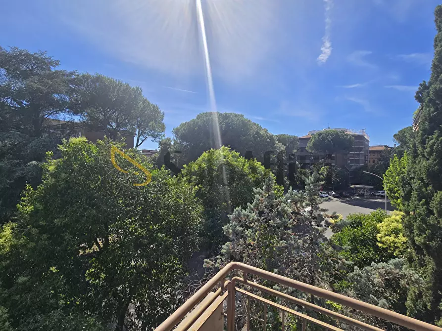 Immagine 22 di Trilocale in affitto  in Via Montaione 12 a Roma
