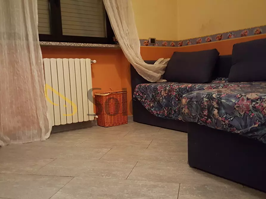 Immagine 29 di Quadrilocale in affitto  in Francia a Torino