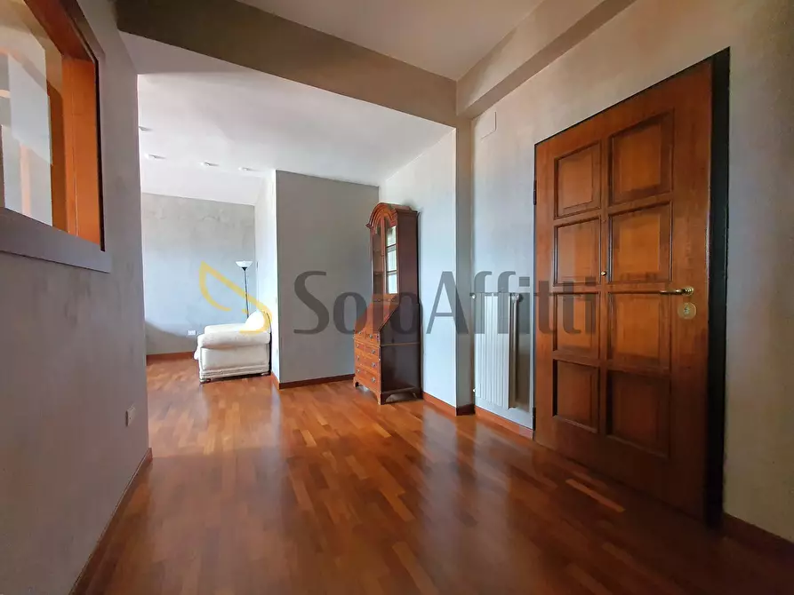 Immagine 22 di Quadrilocale in affitto  a Catanzaro