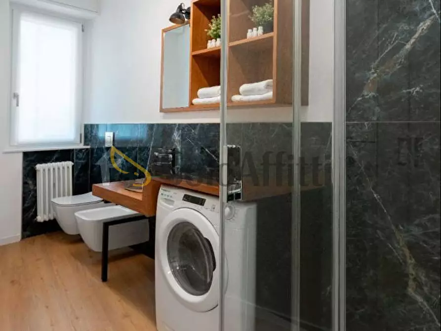 Immagine 10 di Bilocale in affitto  in Via Francesco Anzani 26 a Como