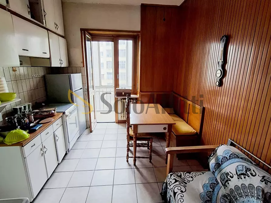 Immagine 4 di Quadrilocale in affitto  in Corso Carlo e Nello Rosselli 81 a Torino