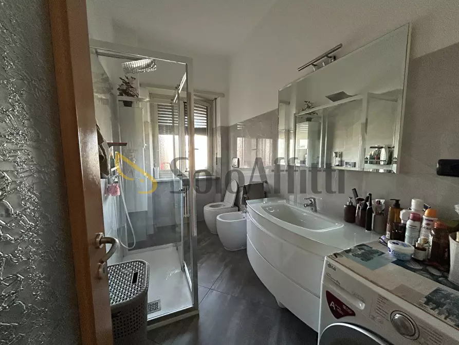 Immagine 16 di Trilocale in affitto  in Corso Sebastopoli 2 a Torino