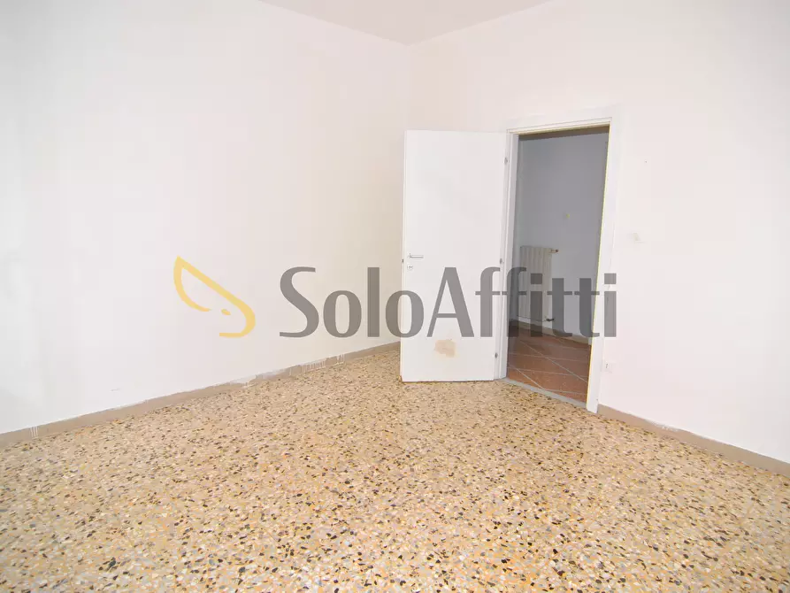 Immagine 17 di Quadrilocale in affitto  in Via Grande 249 a Livorno