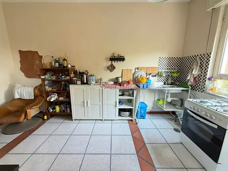 Immagine 21 di Stanza singola in affitto  in Via Bernardo Tanucci 72 a Caserta