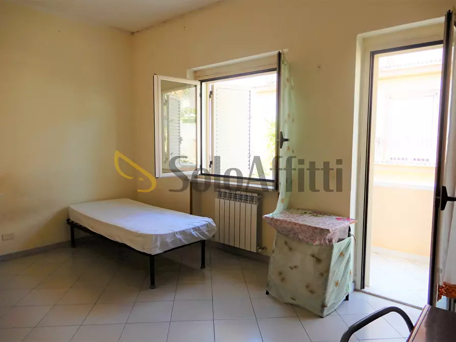 Immagine 13 di Stanza singola in affitto  a Catanzaro