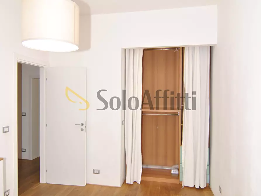 Immagine 12 di Quadrilocale in affitto  in Viale Fabbricotti 106 a Livorno