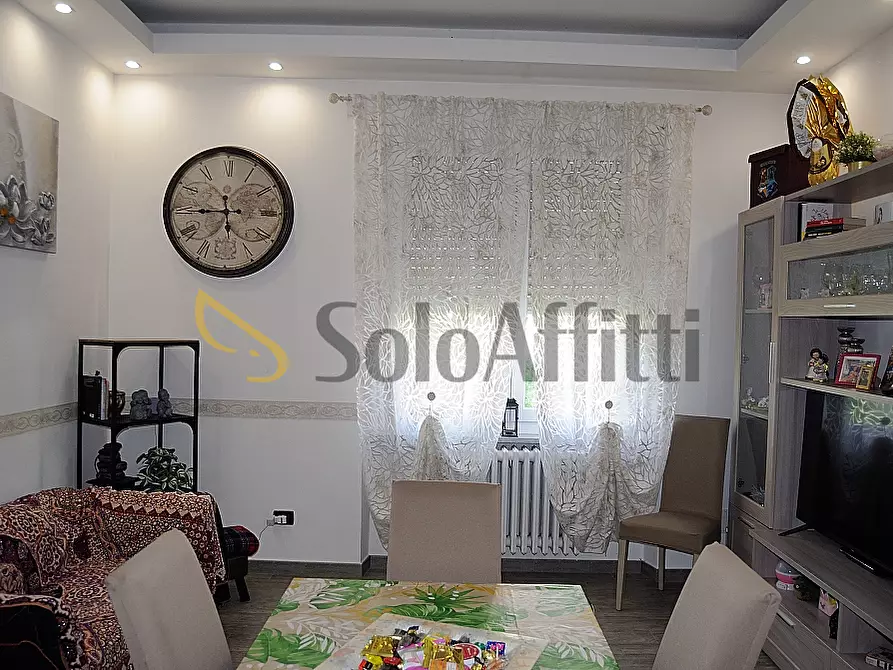 Immagine 5 di Trilocale in affitto  in Via Gozzano 2 a Settimo Torinese