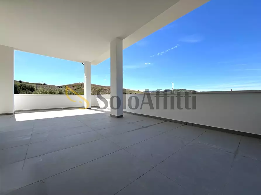 Immagine 11 di Mansarda in affitto  a Catanzaro