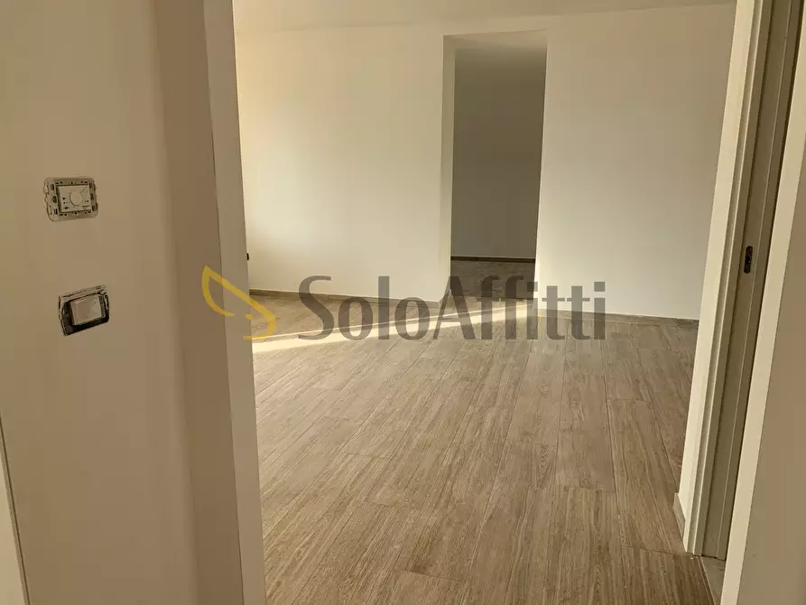 Immagine 17 di Trilocale in affitto  in Via delle Ferriere 20 a Caserta