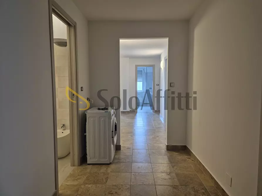 Immagine 6 di Stanza singola in affitto  a Catanzaro