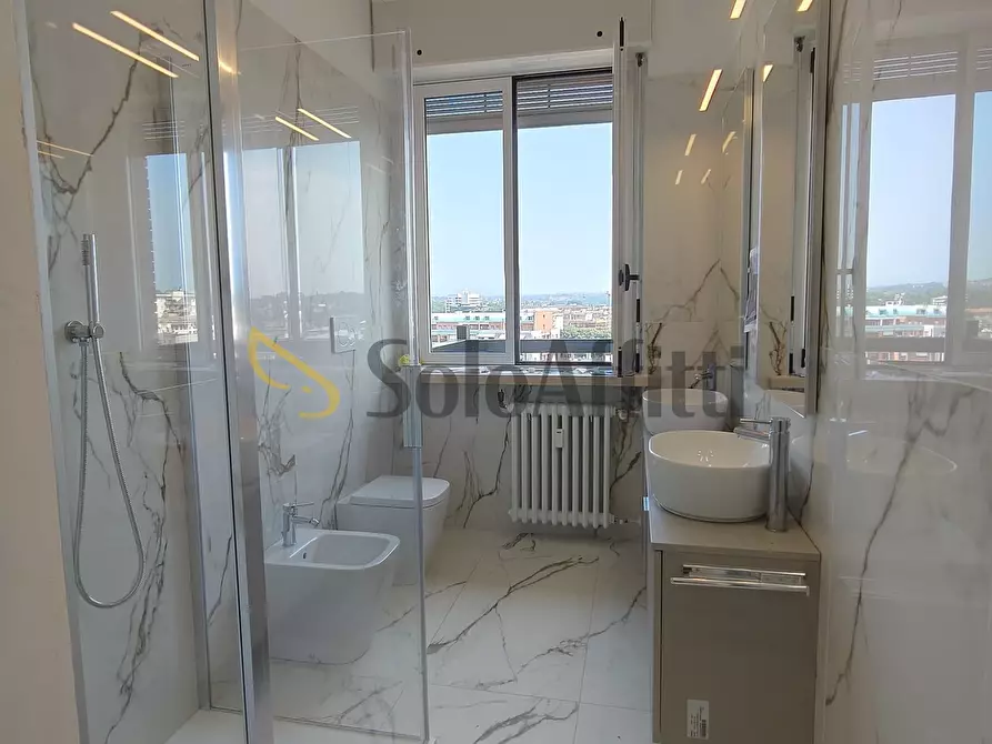 Immagine 8 di Trilocale in affitto  a Gallarate