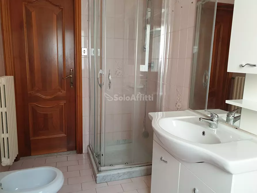 Immagine 17 di Stanza singola in affitto  a Catanzaro