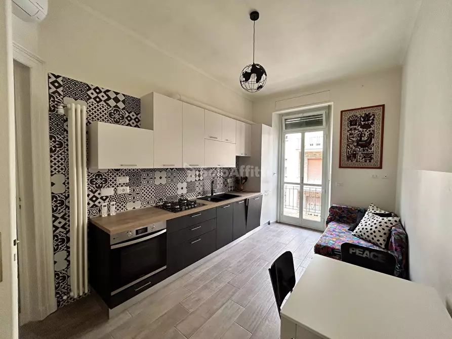 Immagine 10 di Stanza singola in affitto  a Torino