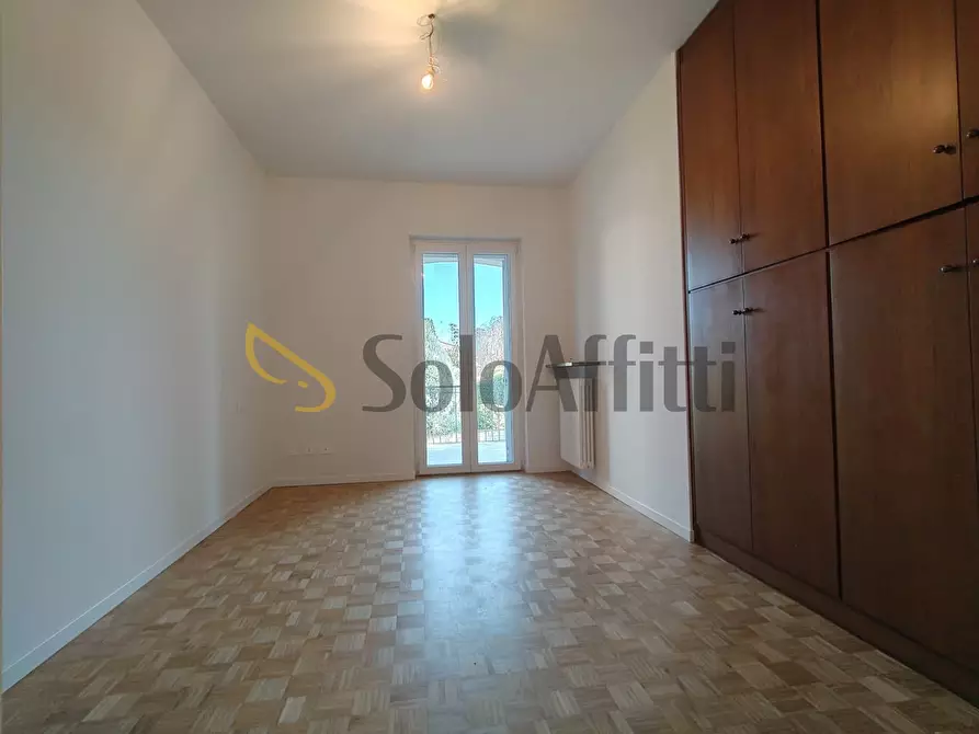 Immagine 17 di Villa in affitto  a Marnate