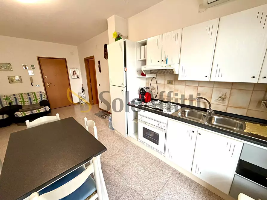 Immagine 5 di Bilocale in affitto  in Via F. Filzi 81 a Martinsicuro