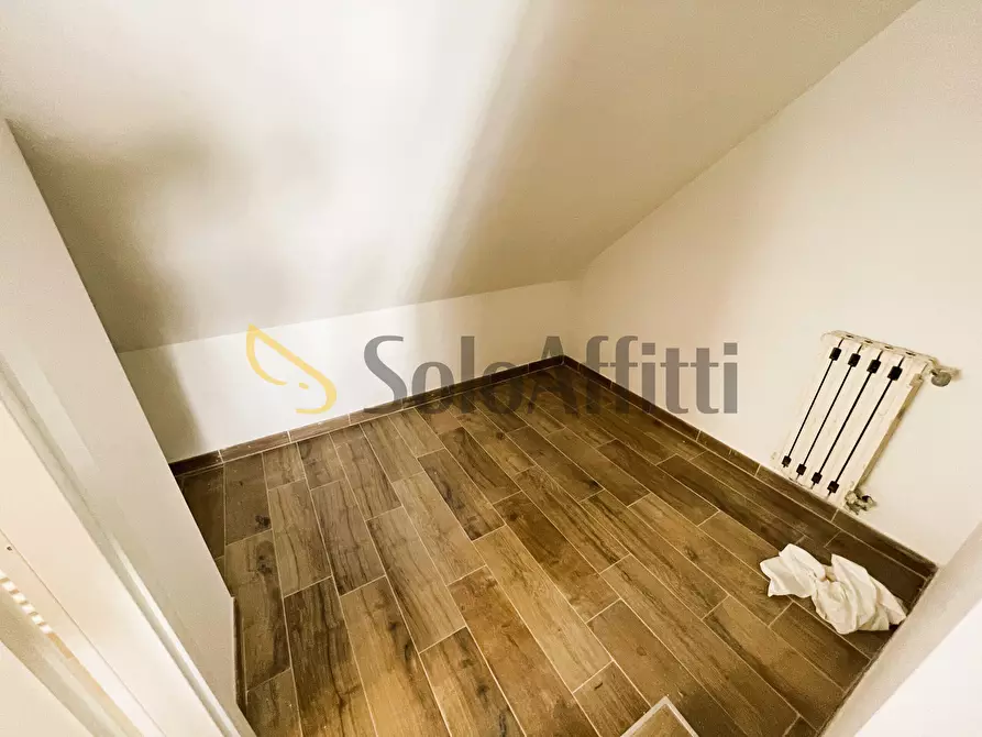 Immagine 25 di Stanza singola in affitto  in via Pian Due Torri 43 a Roma