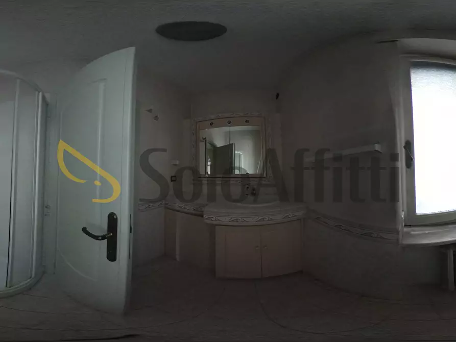 Immagine 7 di Bilocale in affitto  in CORSO TARANTO 208 a Torino