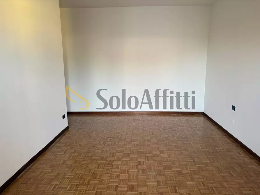 Immagine 12 di Trilocale in affitto  in Via Monfalcone 22 a Busto Arsizio